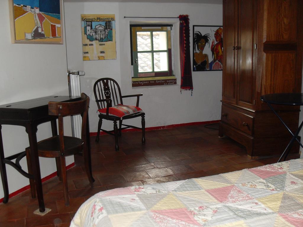 Chambre D'Hotes Les Bienvenus Lagrasse Exterior foto